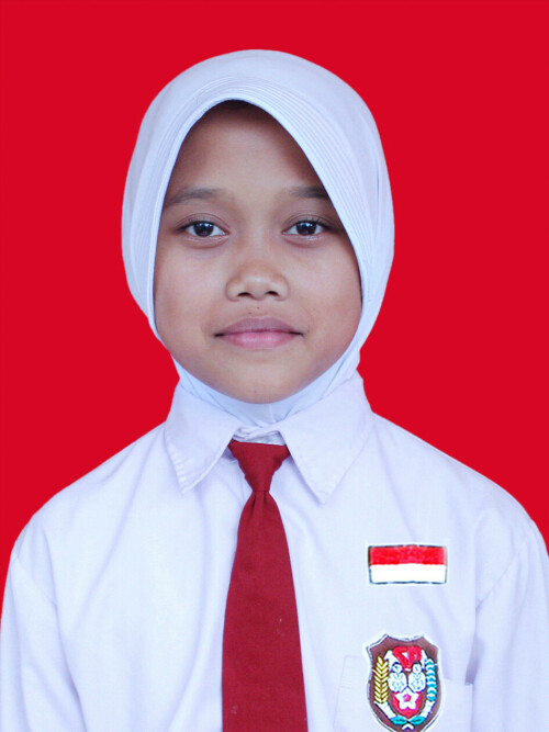 2-ALISIA-NIKEN.jpg